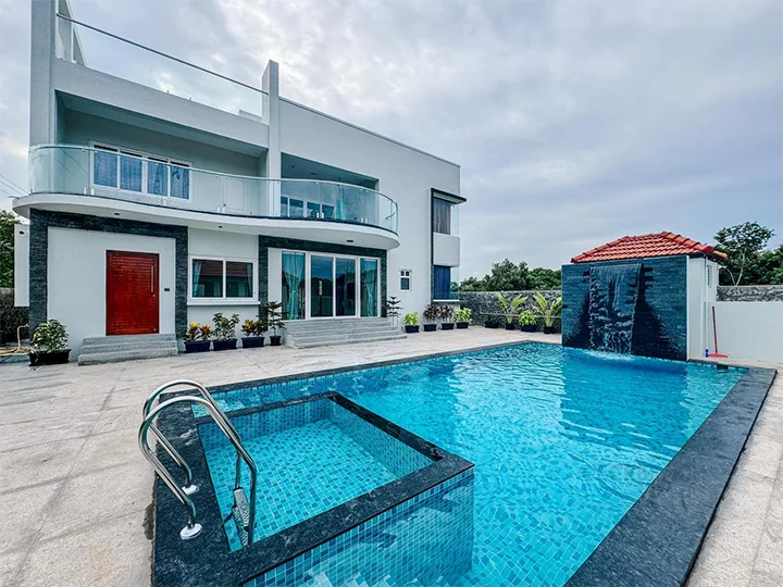 Zephyr luxury villas in ECR Chennai located near beach ideal for stays outings and celebrations