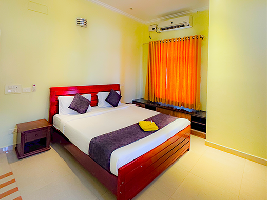 Luxury bedroom in Amrith Palace at ECR Chennai ensures peaceful rest and premium comfort