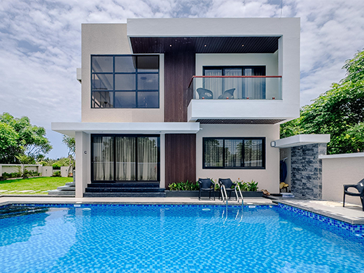 Breezyy Bayy Villa in ECR, Chennai offers a private beachside stay with elegant design and calm ambience