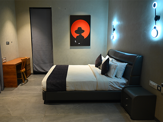 Luxury bedroom in private villa at ECR Chennai provides calm comfort and relaxing stay experience